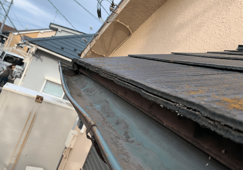 火災保険活用事例5 雨樋の降雪による歪み(大雪被害)